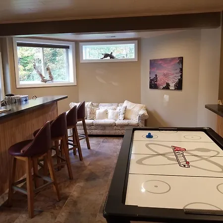 Elegant 2 King Bedrooms Apartment - 4 Guest Maximum And2 Night Minimum Traverse City Exterior photo